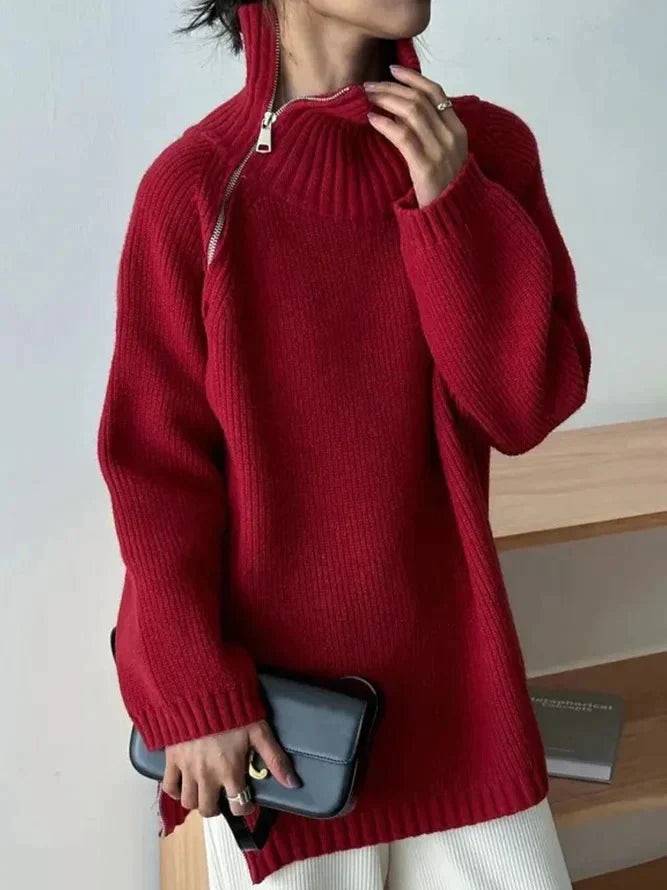 Roter, schlichter Pullover mit hohem Halsausschnitt | Radmila