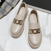 Scarlett l Klassische Loafer mit Kettendetail