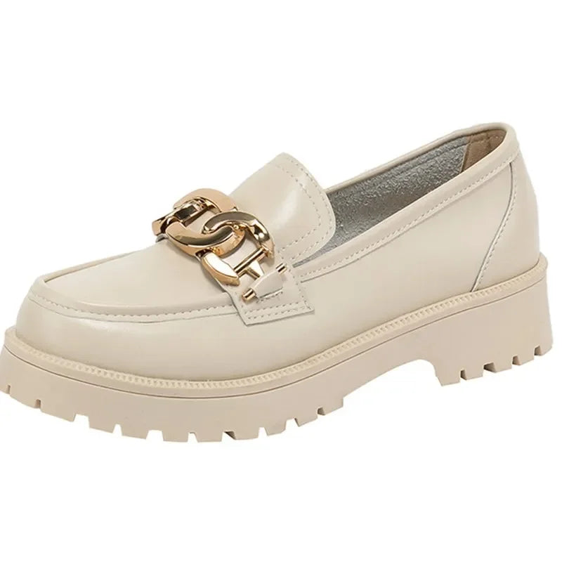 Scarlett l Klassische Loafer mit Kettendetail