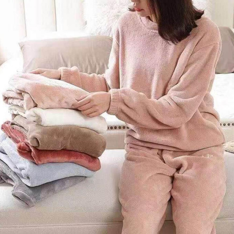 Winter Pyjama-Set | Warme Plüsch-Nachtwäsche für Damen l Correne