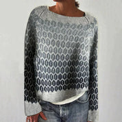 Grauer Pullover mit Details | Olayinka