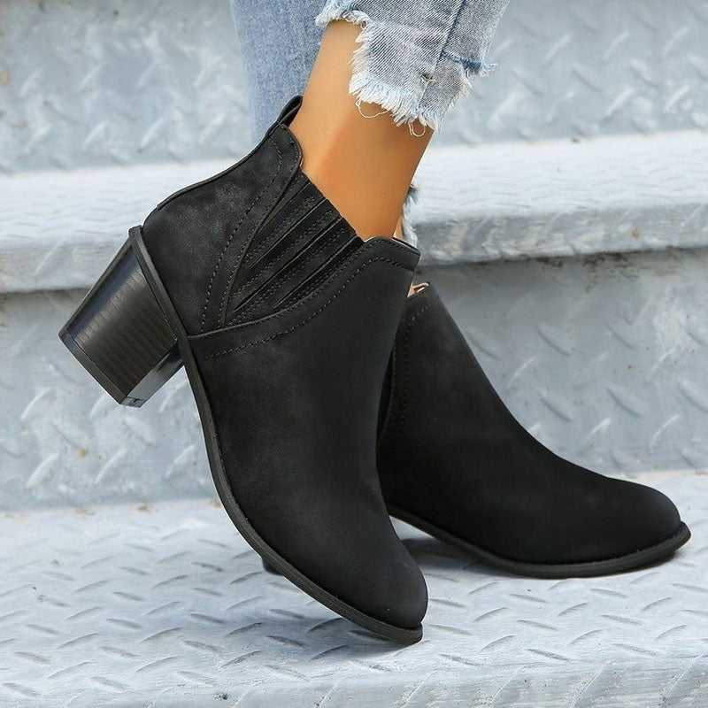 Vintage Stiefeletten mit klobigem Absatz | Jordanne