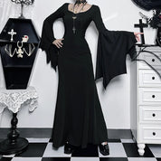 Gothic Meerjungfrauenkleid mit Fledermausärmeln | Mortiselle