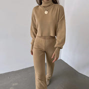 Gerippter Rollkragenpullover und Hose für Damen | Analya Luxe