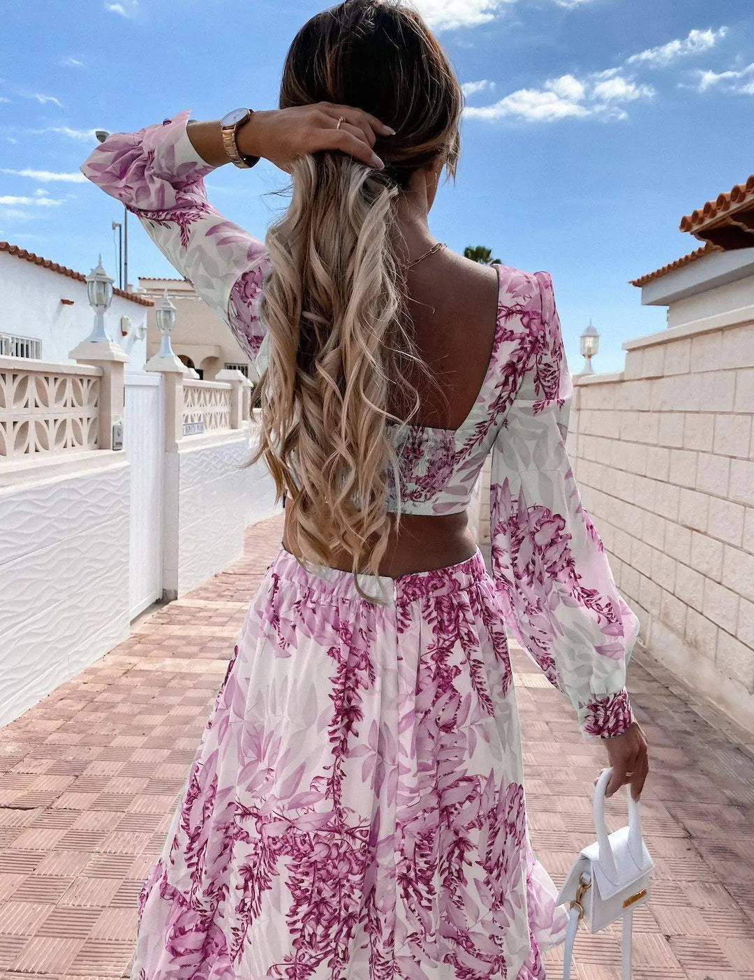 Women-Tunic-Beach-Cover-Up-2022-Summer-Sexy-V-Neck-Backless-Hollow-Out-Lantern-Sleeve-Maxi_8168e043-8609-4b42-aa54-3f2a5beb6f50.webp