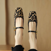 Mary Jane Ballerinas aus Samt mit Leopardenmuster | Harrela