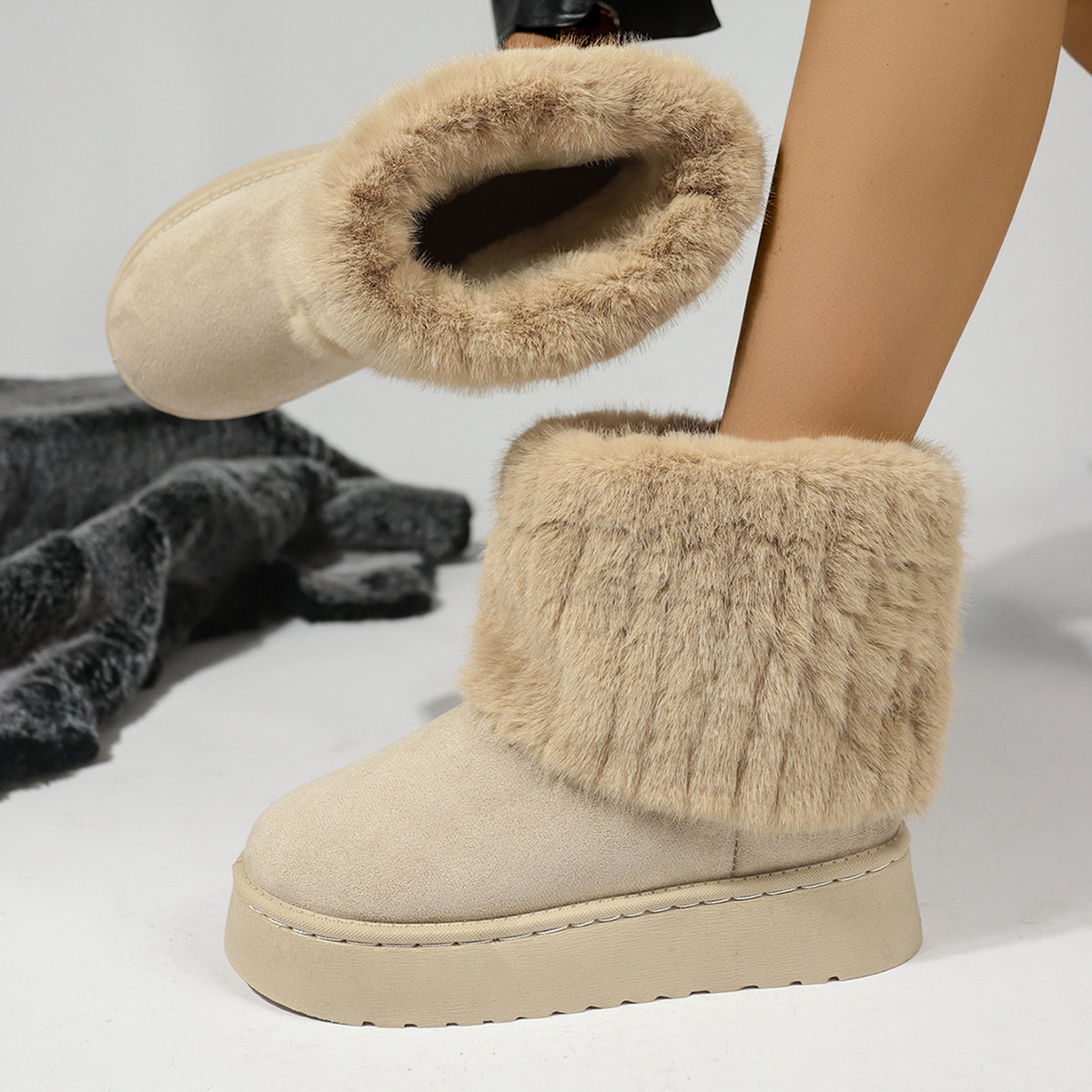 Flauschige und gemütliche Schlupfstiefel für den Winter für Damen | Dorria