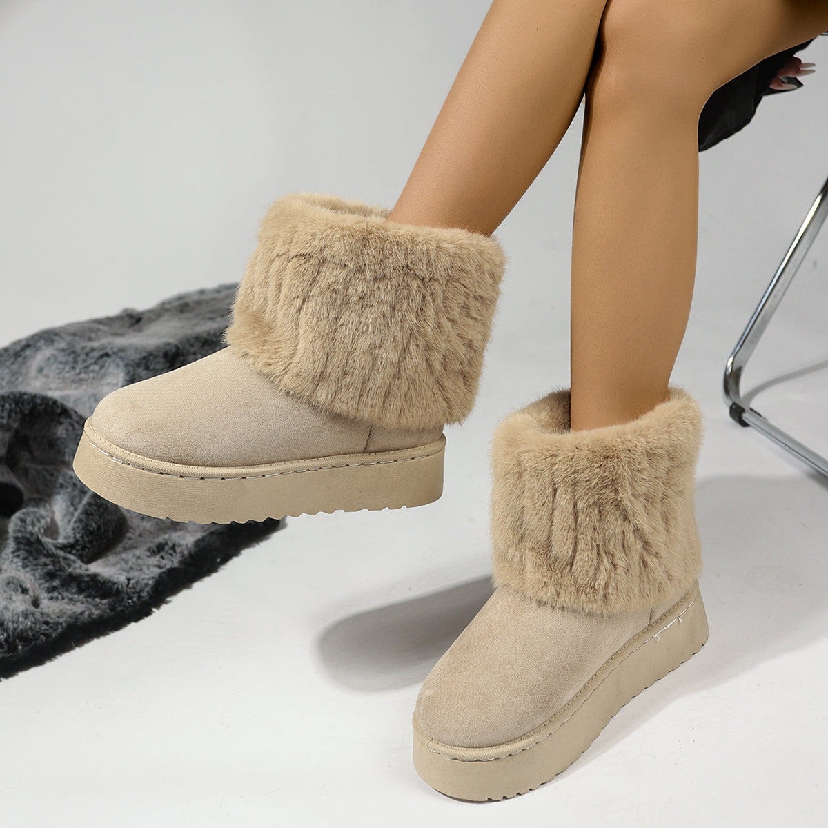 Flauschige und gemütliche Schlupfstiefel für den Winter für Damen | Dorria