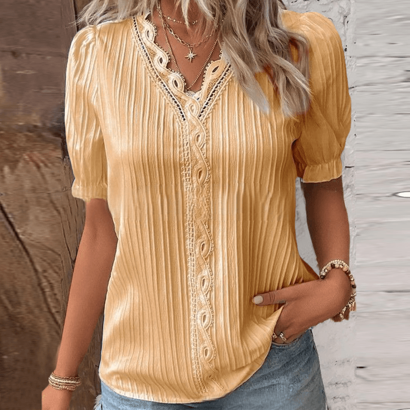 Arbelle | Elegantes T-Shirt mit V-Ausschnitt und Spitze